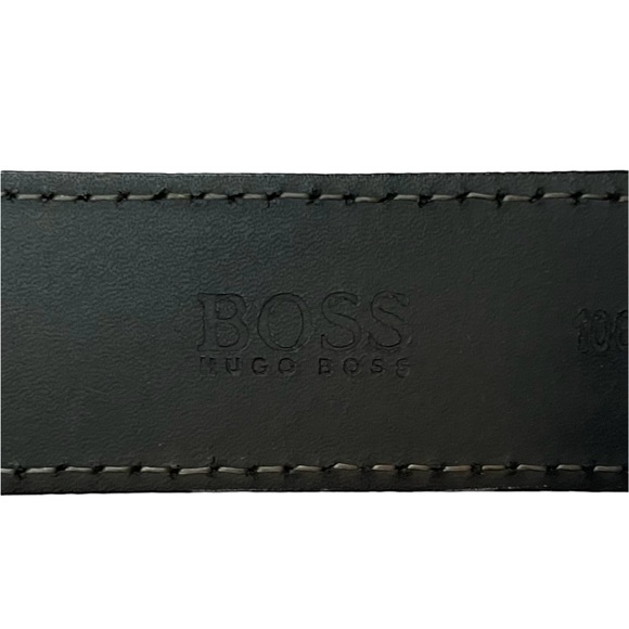 BOSS Hugo Boss Black Pebbled Leather Belt Size 38 w/ Gunmetal buckle - Picture 5 of 10